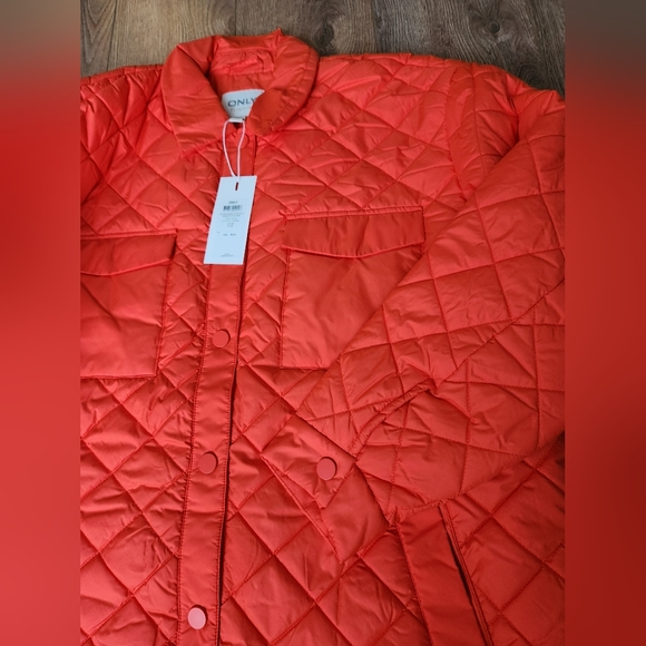 Long quilted shacket - Picture 4 of 9